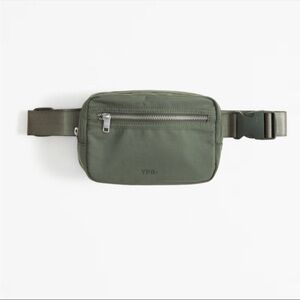 Abercrombie & Fitch YPB Iconic Cross-Body Bag